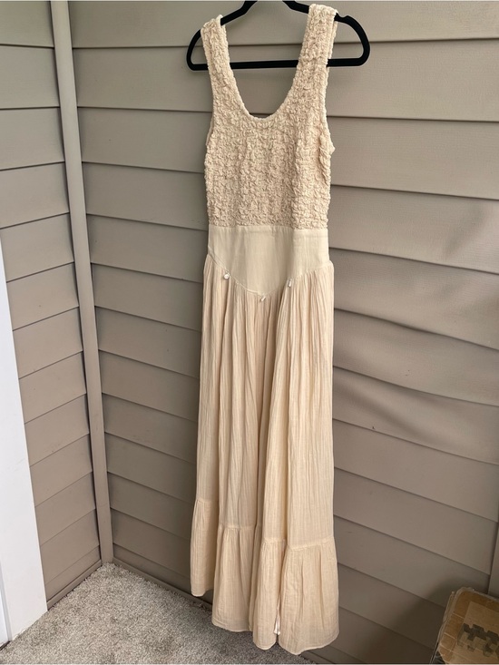 Free People Dresses & Skirts - Free People Midi Dress Ivory Romantic Boho Festival Smocked Pockets Size S
